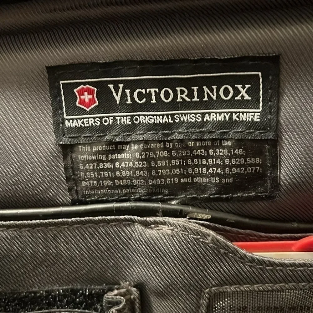 Victorinox Swiss Army Black Laptop Big Ben Travel Backpack.